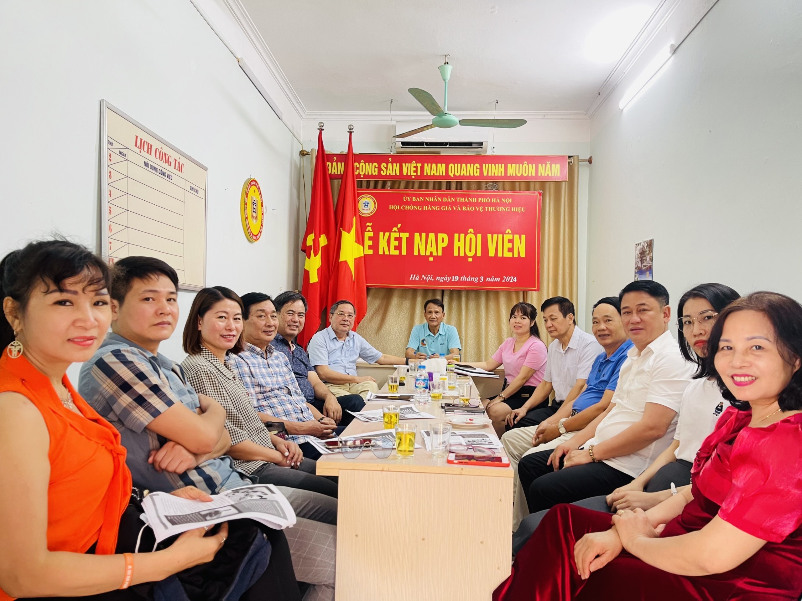 Hội Chống Hàng giả và Bảo vệ Thương hiệu Thành phố Hà Nội họp giao ban