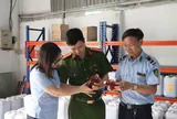 Kiểm tra điểm chứa trữ gần 9.000 lít rượu vi phạm tại Hà Nộ