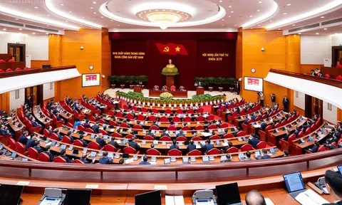 Khai mạc Hội nghị lần thứ Tư, Ban Chấp hành Trung ương Đảng khóa XIV