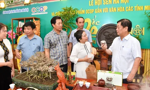 Bộ trưởng Lê Minh Hoan biểu dương sự thành công của Lễ hội sen Hà Nội 2024