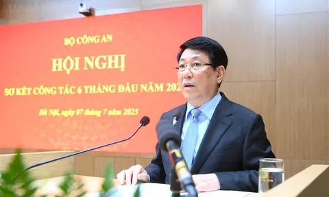 Tuyệt đối "không để ngắt quãng, gián đoạn công việc, không để bỏ trống, điểm mù, vùng lõm địa bàn tội phạm".