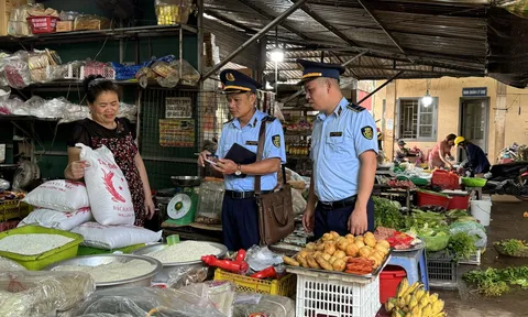 Điện Biên lập đường dây nóng tiếp nhận phản ánh vi phạm thương mại