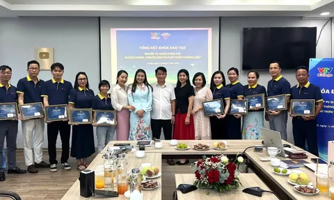 Khai giảng khóa đào tạo quản lý báo chí, truyền thông và phát triển thương hiệu cho lãnh đạo doanh nghiệp