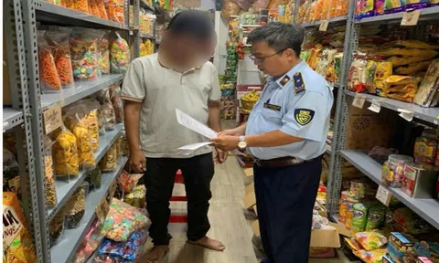 Cần Thơ: Phát hiện hàng hóa không rõ nguồn gốc tại hai cơ sở kinh doanh