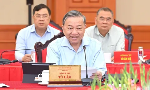 Tổng Bí thư Tô Lâm chủ trì cuộc làm việc của Bộ Chính trị với Ban Thường vụ Đảng ủy Công an Trung ương