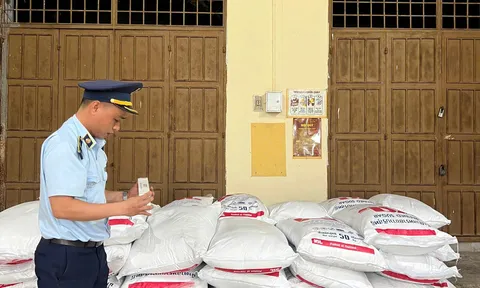 Quảng Trị: Tạm giữ hơn 3 tấn đường cát và trên 1.000 bao thuốc lá điếu lậu