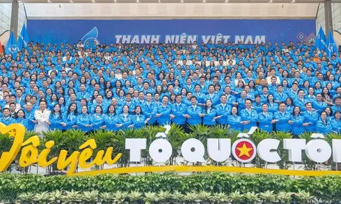 THANH NIÊN VỚI TƯƠNG LAI ĐẤT NƯỚC