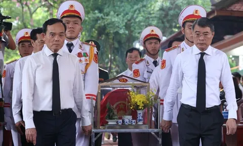 Thủ tướng Lê Minh Hưng: Bằng mọi giá, phải nỗ lực, quyết tâm cao nhất để tìm kiếm, quy tập và xác định danh tính hài cốt liệt sĩ
