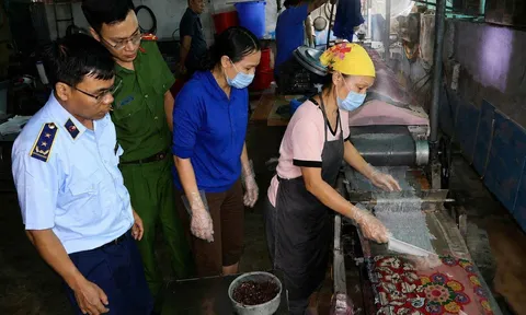 Sơn La: Phát hiện cơ sở làm bánh cuốn dùng hàn the, khởi tố người sản xuất