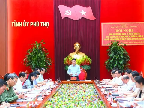 Bộ trưởng Lương Tam Quang làm việc với Ban Thường vụ Tỉnh uỷ Phú Thọ, Vĩnh Phúc, Hoà Bình