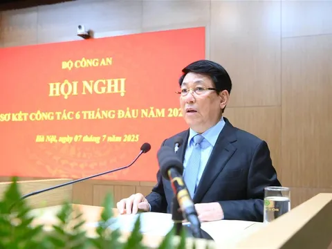 Tuyệt đối "không để ngắt quãng, gián đoạn công việc, không để bỏ trống, điểm mù, vùng lõm địa bàn tội phạm".