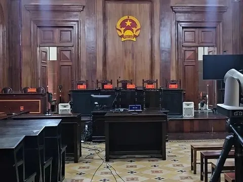 Khởi tố nguyên Phó Chánh án TAND Cấp cao Đà Nẵng nhận hối lộ
