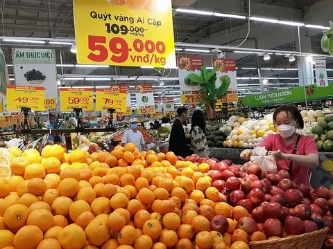 Chọn mua thực phẩm an toàn: Trách nhiệm từ người tiêu dùng đến nhà quản lý