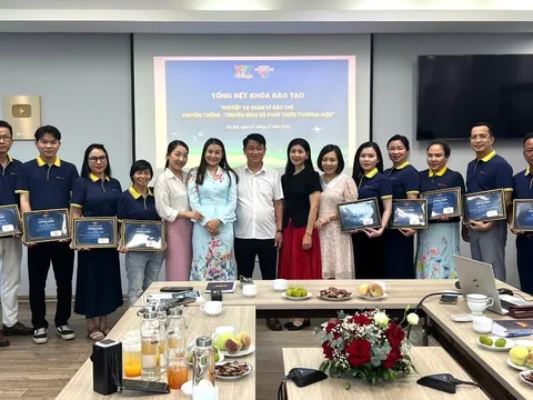 Khai giảng khóa đào tạo quản lý báo chí, truyền thông và phát triển thương hiệu cho lãnh đạo doanh nghiệp