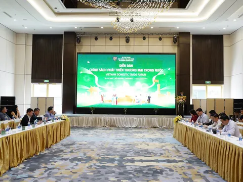Diễn đàn Chính sách phát triển thương mại trong nước năm 2025