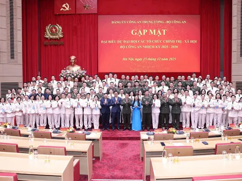 Bộ trưởng Lương Tam Quang gặp mặt đại biểu Đại hội các tổ chức chính trị - xã hội Bộ Công an nhiệm kỳ 2025 – 2030