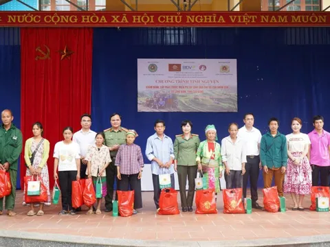 Dược phẩm Verasunshine đồng hành cùng Bệnh viện YHCT Bộ Công an khám bệnh miễn phí cho người dân vùng cao Cao Bằng