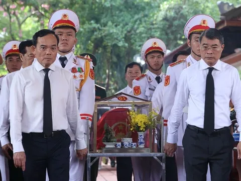 Thủ tướng Lê Minh Hưng: Bằng mọi giá, phải nỗ lực, quyết tâm cao nhất để tìm kiếm, quy tập và xác định danh tính hài cốt liệt sĩ