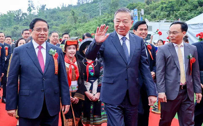 TRỰC TIẾP: Khởi công đồng loạt các trường nội trú liên cấp vùng biên giai đoạn 2