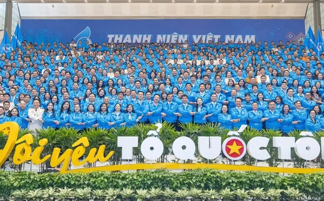 THANH NIÊN VỚI TƯƠNG LAI ĐẤT NƯỚC