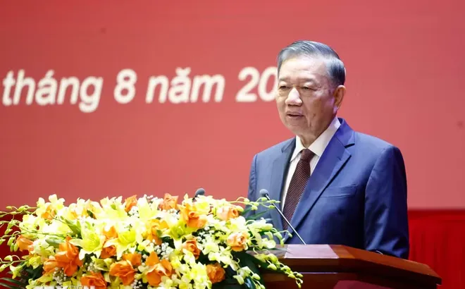 Tổng Bí thư, Chủ tịch nước dự khai mạc Chương trình bồi dưỡng kiến thức đối với Ủy viên TW Đảng khóa XIV
